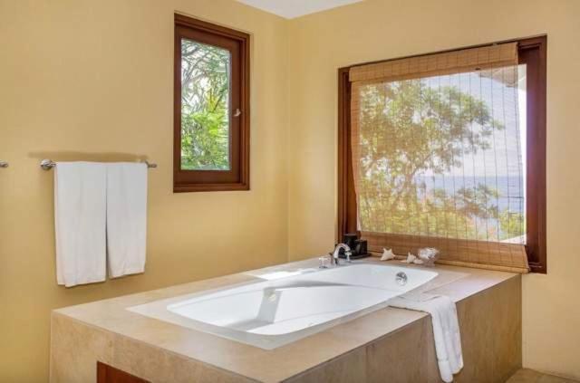 Hospitality Expert Little Waters Villa Negril Esterno foto