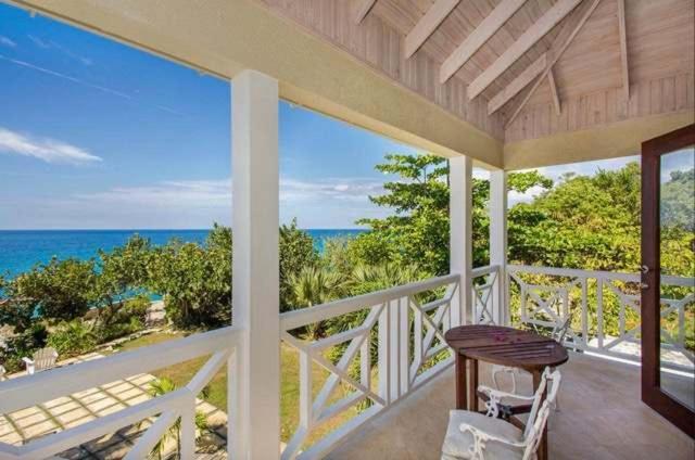 Hospitality Expert Little Waters Villa Negril Esterno foto